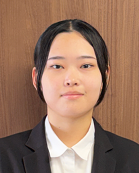 井村　理乃